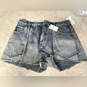 🌸Forever 21 Distressed Gray Jean Shorts🌸